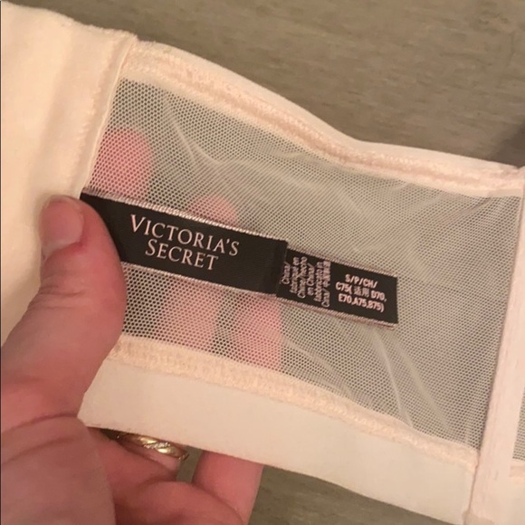 VS High Neck Bralette​ - Picture 11 of 11